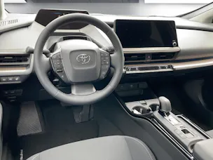 Toyota Prius 2.0 Plug-In-Hybrid Style