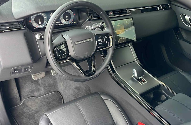 Vehicle image 4 Vehicle image 4