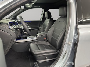 Vehicle image MERCEDES-BENZ GLB 220 AMG Line 4matic