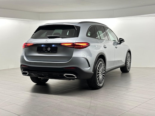 MERCEDES-BENZ GLC 300 AMG Line 4matic 3