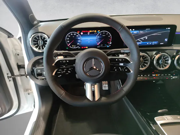 Mercedes-Benz A 250 AMG Line 4Matic