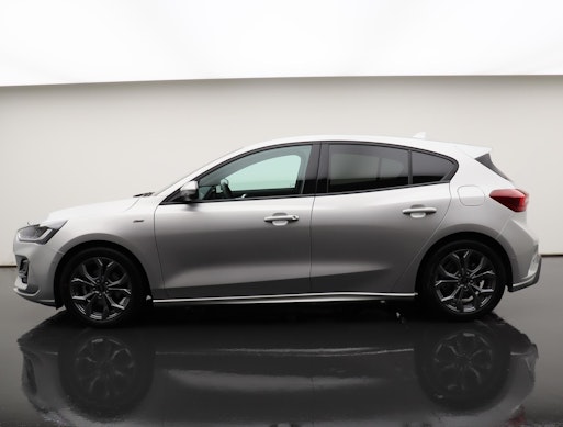 FORD Focus 1.0i EcoB Hybrid 155 ST-Line 1
