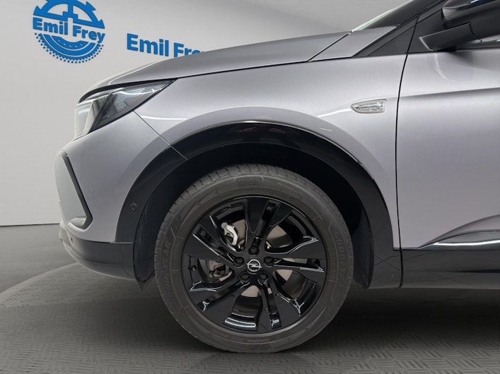 Vehicle image OPEL GRANDLAND