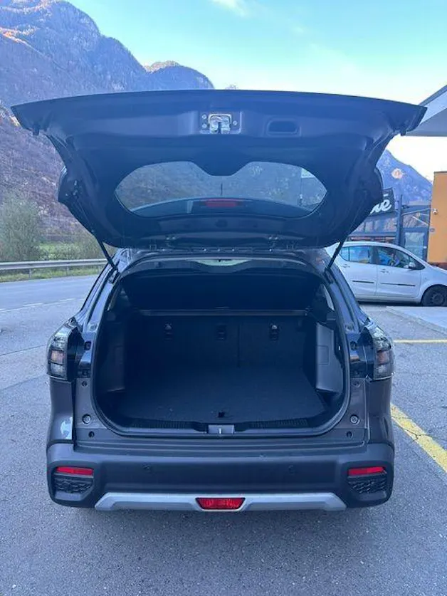 Suzuki S-Cross 1.5 Compact Top Hybrid 4x4