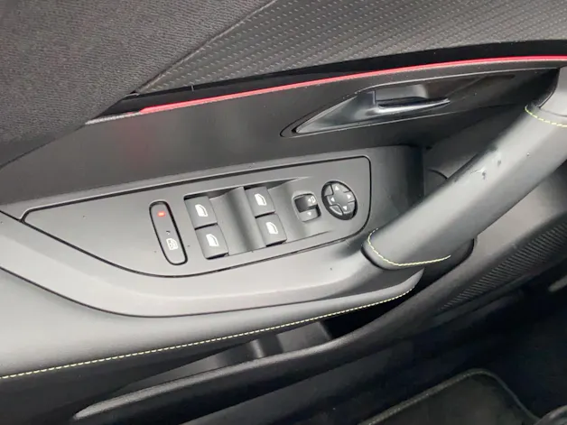 Peugeot 2008 e-GT Pack