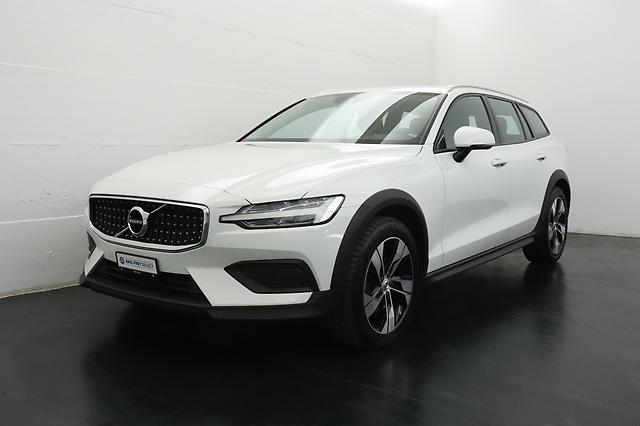 VOLVO V60 Cross Country 2.0 D4 AWD: Jetzt Probefahrt buchen!