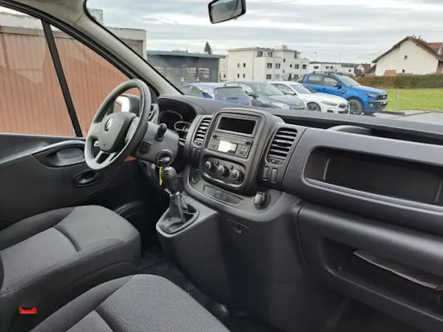 Renault Trafic dCi120 2.8 Access