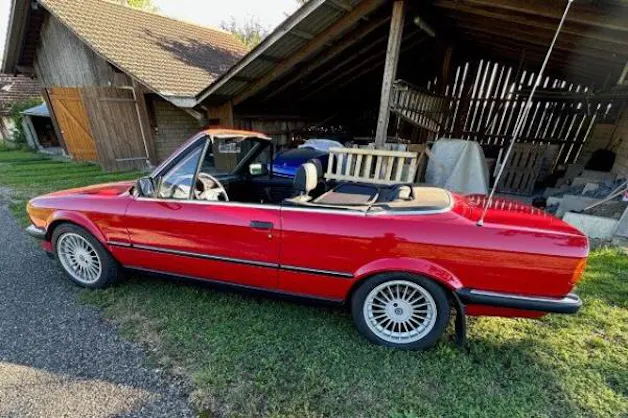BMW 320i Cabrio