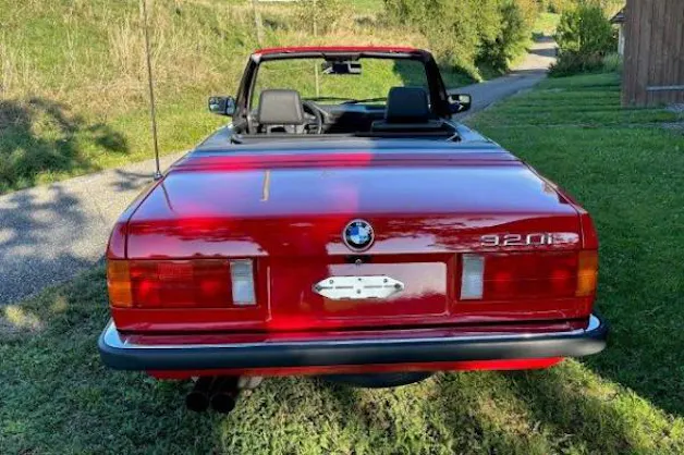 BMW 320i Cabrio