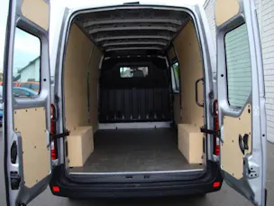Renault Master T35 dCi150 L3H2