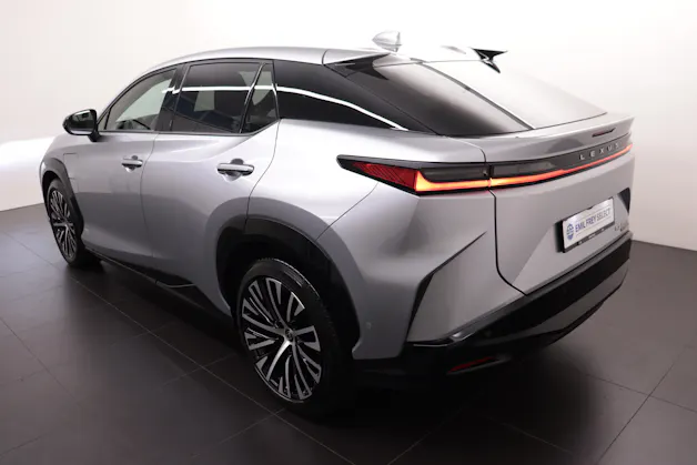 Lexus RZ 450e Excellence / ab 1.99% Leasing bei Abschluss einer Protect Autoversicherung