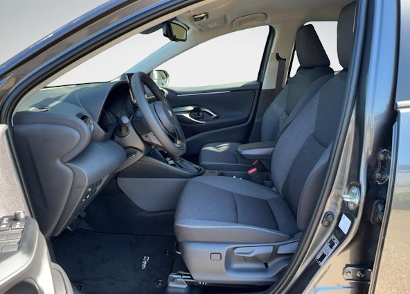 Vehicle image 8 Vehicle image 8