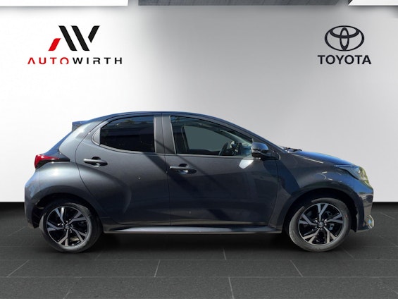 Vehicle image 3 Vehicle image 3