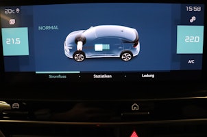 Vehicle image CITROEN e-C4 Shine