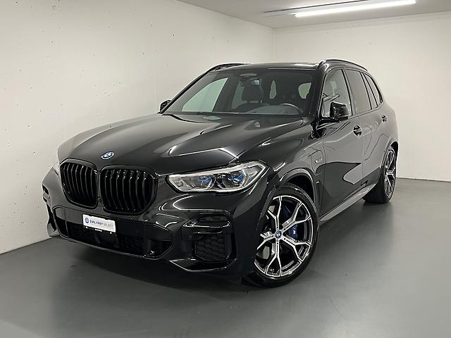 BMW X5 45e xDrive SAG: Jetzt Probefahrt buchen!