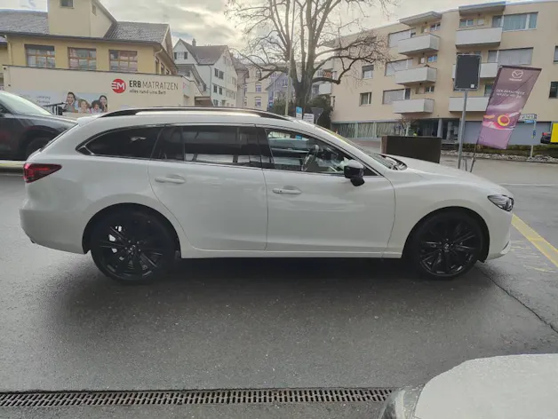 Mazda 6 SG194 AT SW Homura