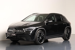 Vehicle image MERCEDES-BENZ GLA 220 d AMG Line 4matic
