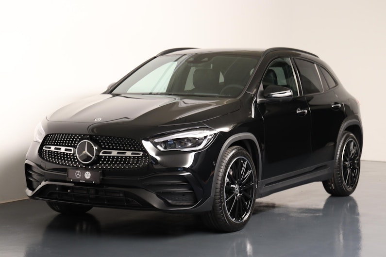 Vehicle image MERCEDES-BENZ GLA 220
