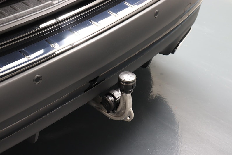 Vehicle image MERCEDES-BENZ GLA 220