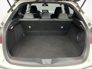 Vehicle image TOYOTA C-HR 2.0 VVTi HSD Trend