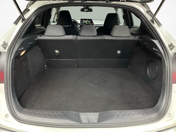 Vehicle image TOYOTA C-HR