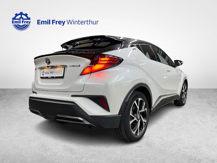 Vehicle image TOYOTA C-HR