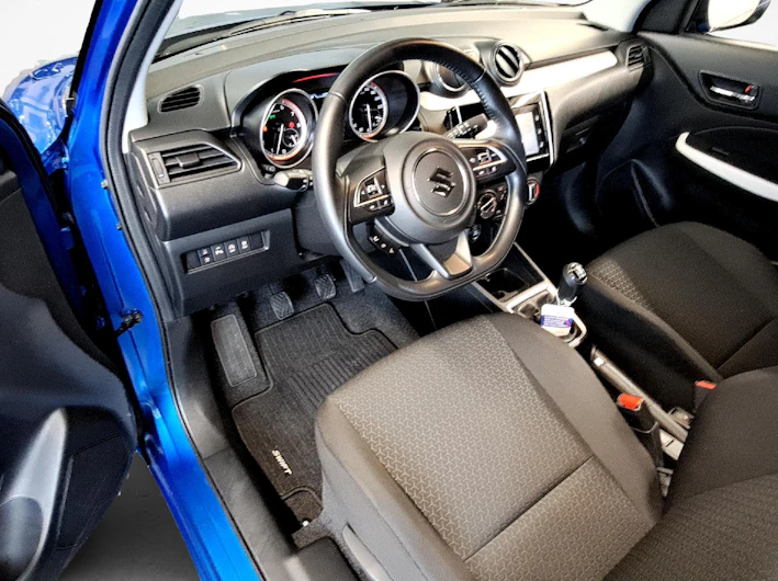Fahrzeugbild SUZUKI SWIFT