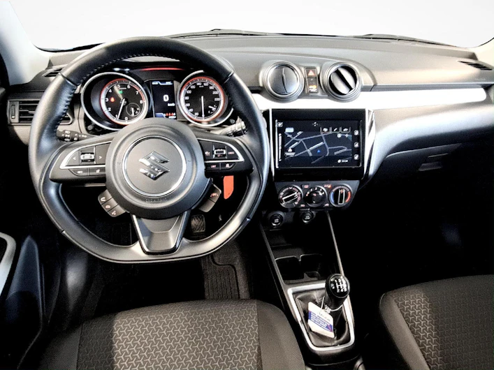 Fahrzeugbild SUZUKI SWIFT