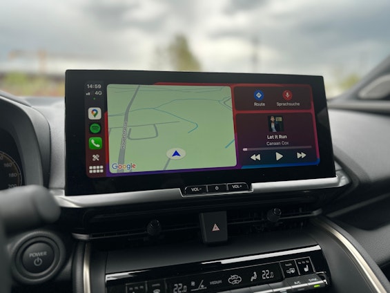 Vehicle image 17 Vehicle image 17