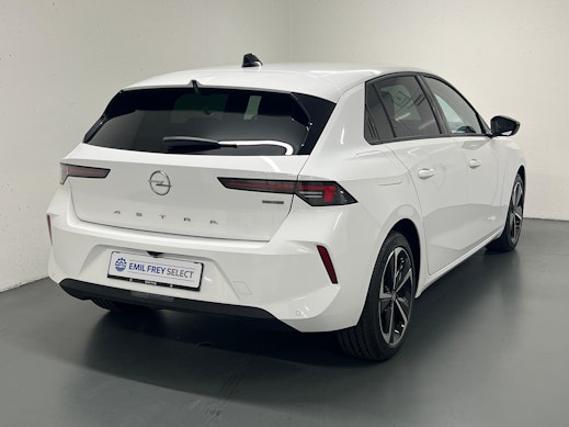 OPEL Astra 1.6 T PHEV 180 Swiss 1