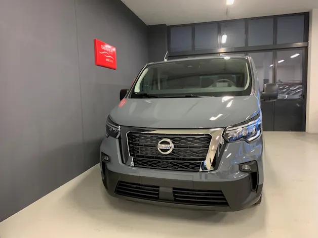 Nissan Primastar Kombi 2.8 t L1 H1 2.0 dCi 170 Acenta 9P