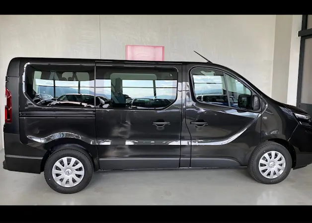 Nissan Primastar Kombi 2.8 t L1 H1 2.0 dCi 170 Acenta 9P