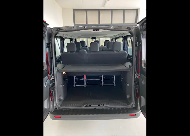 Nissan Primastar Kombi 2.8 t L1 H1 2.0 dCi 170 Acenta 9P