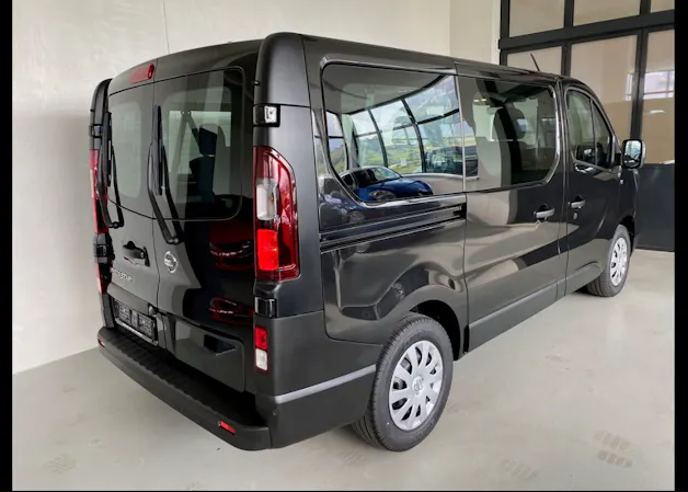 Nissan Primastar Kombi 2.8 t L1 H1 2.0 dCi 170 Acenta 9P