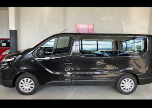 Nissan Primastar Kombi 2.8 t L1 H1 2.0 dCi 170 Acenta 9P