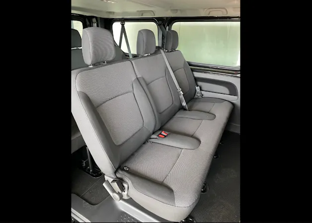 Nissan NV300 Kombi 3.0 t L2 H1 2.0 dCi 150 Acenta 9P