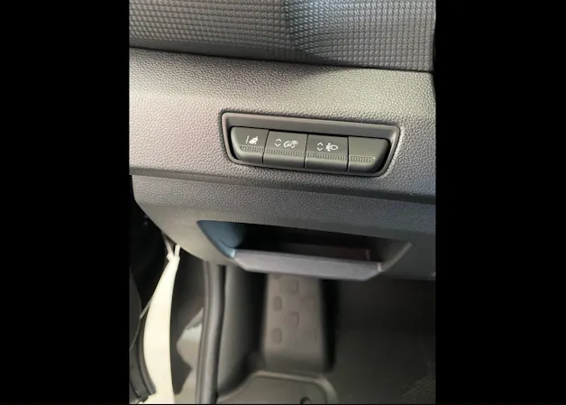 Nissan NV300 Kombi 3.0 t L2 H1 2.0 dCi 150 Acenta 9P