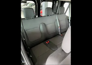 Nissan NV300 Kombi 3.0 t L2 H1 2.0 dCi 150 Acenta 9P