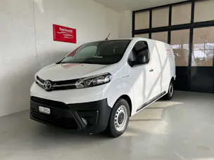 Toyota PROACE Van L1 50KWh 7kW OBC Active
