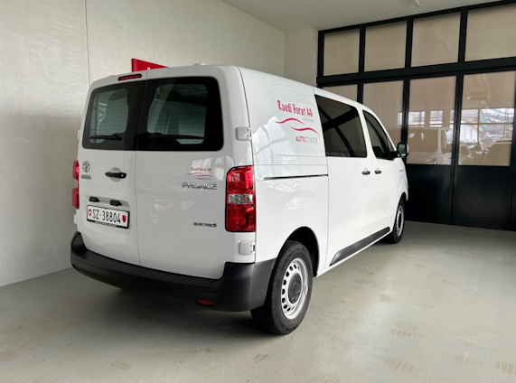 Vehicle image 5 Vehicle image 5