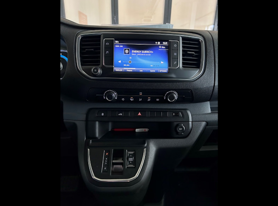 Vehicle image 7 Vehicle image 7