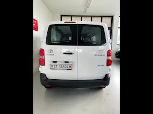 Toyota PROACE Van L1 50KWh 7kW OBC Active