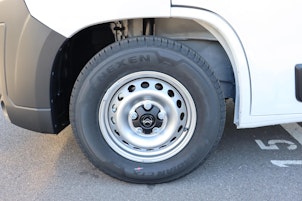 Vehicle image CITROEN Jumper Kaw. 35 L2H2 2.2 BlueHDi 140 S/S