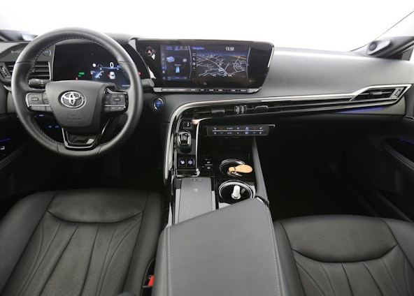 Vehicle image 4 Vehicle image 4