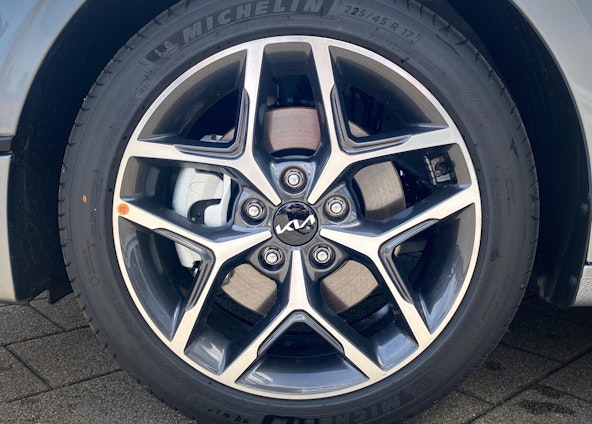 Vehicle image 2 Vehicle image 2