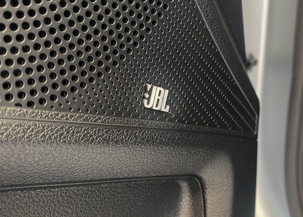 Vehicle image 15 Vehicle image 15