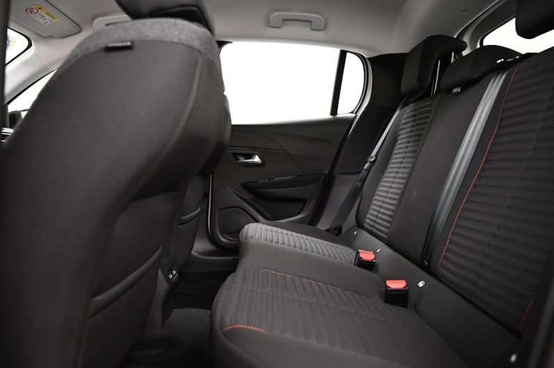 Vehicle image PEUGEOT 208