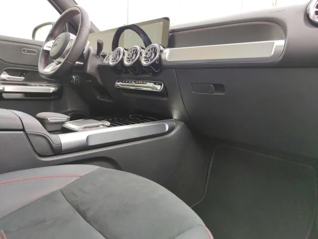 Mercedes-Benz GLB 250 AMG Line 4Matic