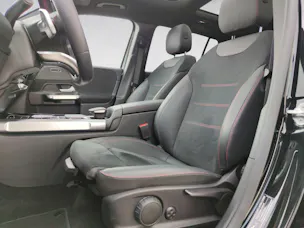 Mercedes-Benz GLB 250 AMG Line 4Matic