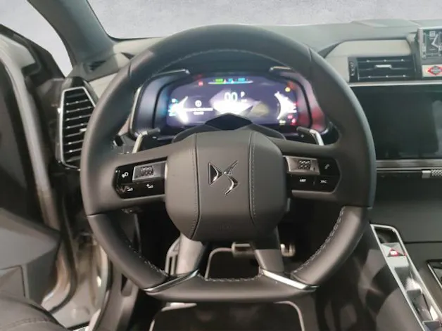 DS Automobiles 7 1.6 E-Tense Sondermodell Esprit de Voyage 4x4